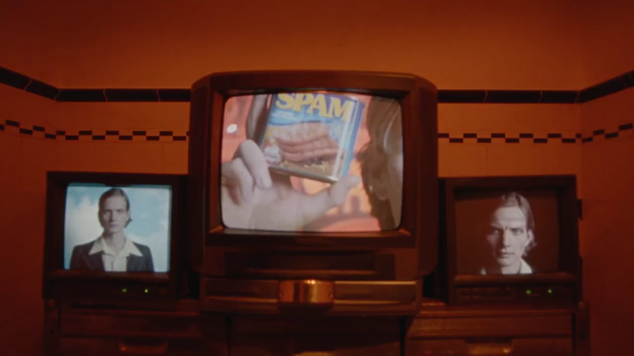Mirror Mirror _Short film