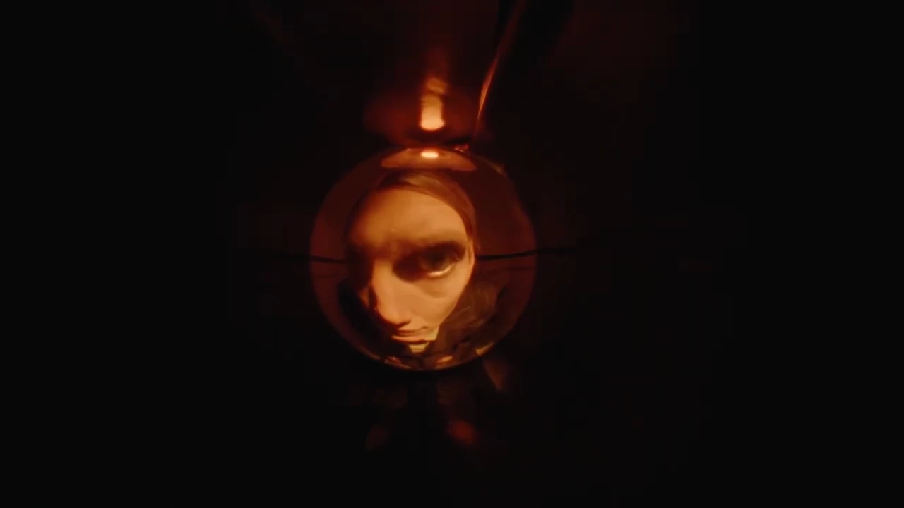 Mirror Mirror _Short film