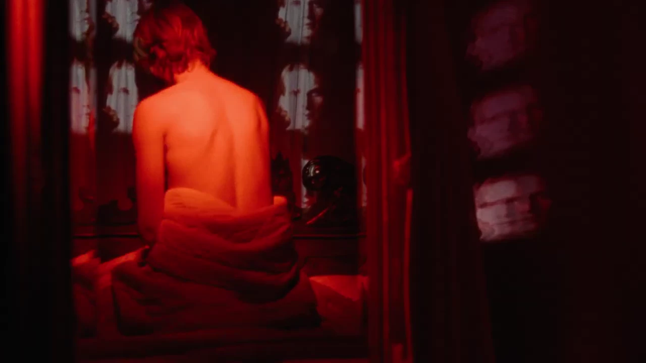 Mirror Mirror _Short film