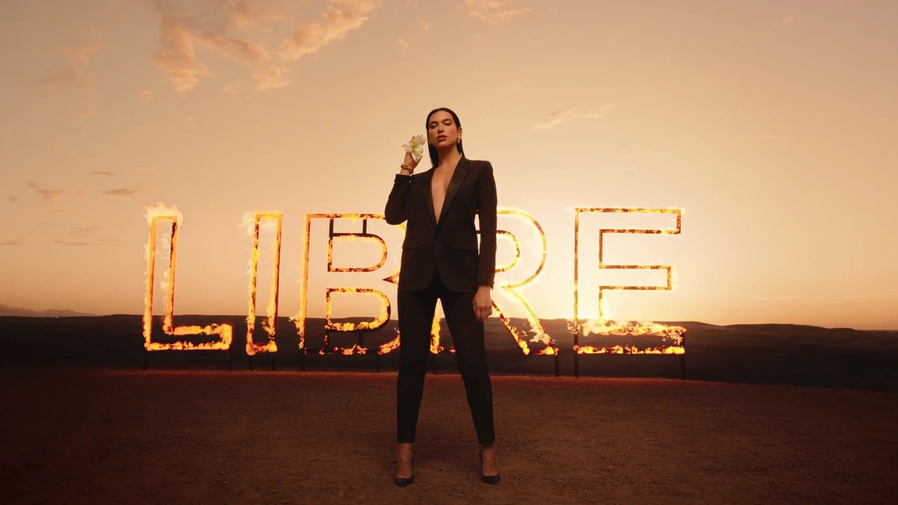 LIBRE // Flowers & Flames
