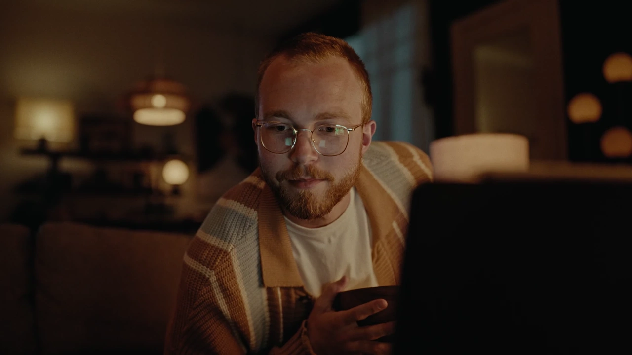 O2 x Apple — Language Barrier